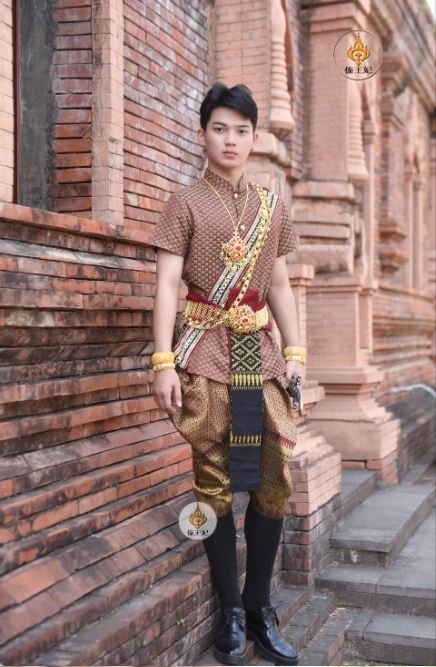 泰國傳統服飾帽子衣服腰帶披肩